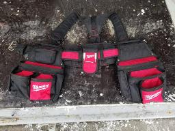 Tablier de travail MILWAKEE