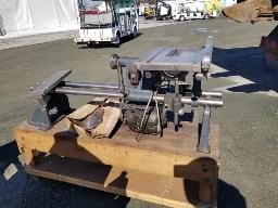 outil multi fonctions: scie, perceuse à colonne, tour à bois