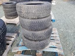 4 Pneus MINERVA 225/60R18 hiver