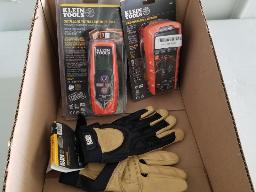 Lot varié KLEIN TOOL: un tester numérique AC/DC,, multimètre numérique à échelle automatique, paire de gant large