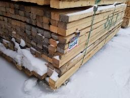 Bundle de bois 2x3x8, environ 268 mcx