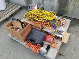 Lot d'outils électronique, manuel, a batterie, extension