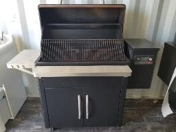 TRAEGER TFS81BLF-BBQ aux granules de bois (Testé seulement)