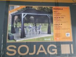 Pavillon de jardin (peut manquer le toit)