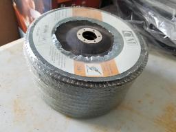 environ 10 meules abrasives 7''x7/8