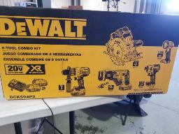 2025 DEWALT, Ensemble combiné 5 outils : visseuse percussion, scie alternative, marteau perforateur, scie circulaire, lampe, ...