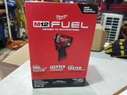 MILWAKEE M12 fuel-Clé à chocs courte 3/8, outils seulement, neuf