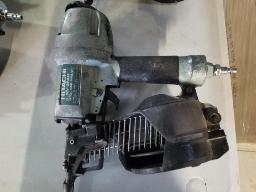 HITACHI-Cloueuse à bardeaux 2''1/2