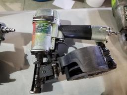 HITACHI-Cloueuse à bardeaux 1''3/4