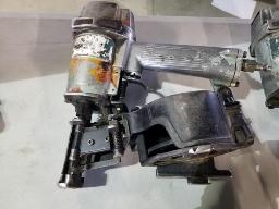 HITACHI-Cloueuse à bardeaux 1''3/4