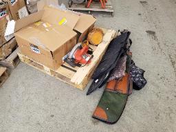 Lot de support pour cellulaire, étui de carabine, palan à chaine 1 1/2 tonne, scie circulaire