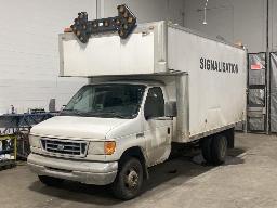 2007, FORD E-450, CAMION-CUBE À 6 ROUES