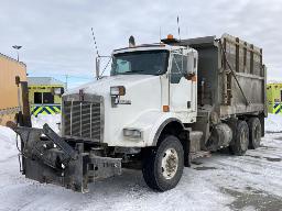 2010, KENWORTH T800, CAMION À 10 ROUES    BENNE, ÉPAN.