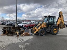 2009, JCB 3CX15, RÉTROCAVEUSE  4WD  5GODETS,FOURCHE, MARTEAU, PL.VIB.