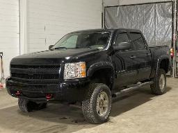 2013, CHEVROLET SILVERADO 1500, CAMIONNETTE  4 X 4    * VÉHICULE RECONSTRUIT *