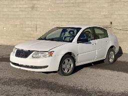 2007, SATURN ION, AUTOMOBILE