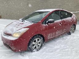 2006, TOYOTA PRIUS, AUTOMOBILE    HYBRIDE