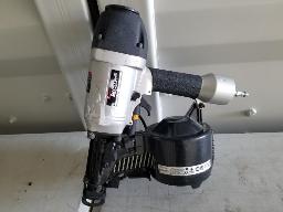 TRUSTY, Cloueuse à air à rouleau