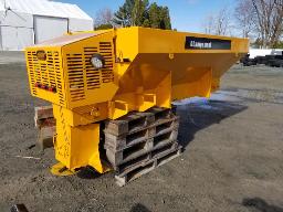 Sableuse pour camion, boîte de 8'