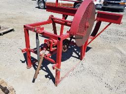 Banc de scie, attache 3 points et lame supplémentaire