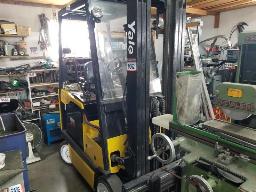 Yale, Chariot élévateur électrique