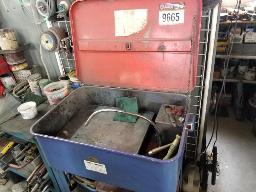 Bac de nettoyage sur roues