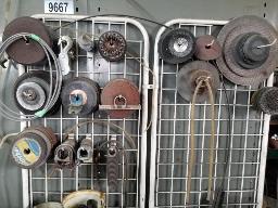 Lot de meules et plus