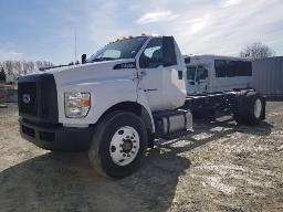 2019 FORD F750, camion