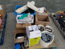 Lot de plomberie et électricité