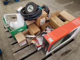 Caisse antirouille, évier sur pied, lavabo mural, fenêtre de roulotte et +