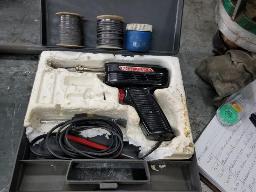 Fusil à souder électrique et étain