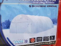 2025 CHERY-Abri 30'x40'x15', simple trust PE, grade 300, boitier: 115''x30''x28'', 810 kg