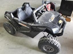 Jeep électrique pour enfant, batterie neuve (ne fonctionne pas), pneu en caoutchouc dur