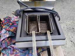 Friteuse électrique 220V + Grille-pain 4 tranches