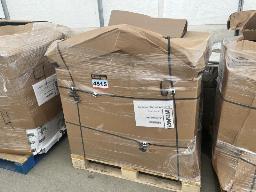 Palette de surplus de magasin non vérifié environ 15 mcx