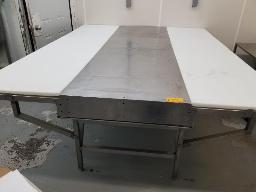 Table de boucher en stainless avec 2 planches de découpe 96''x78''