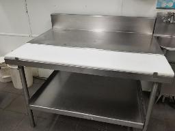 Tableau en stainless avec table de découpe 48''x36''