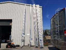 Ensemble de pump jack: 2 pump jack 24' et 2 passerelles 24', 2 ancrage