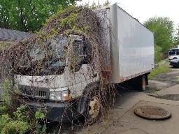 2007 INTERNATIONAL CF600, camion cube 18' 4x2