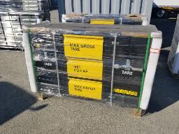 2025 CHERY-Coffre 5', 3 tiroirs, 2 portes 60''x21''x36'' (noir et jaune)