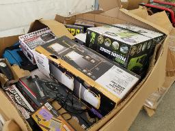 Palette de surplus de magasin non vérifié environ 17 mcx . Prévoir environ 15% de perte