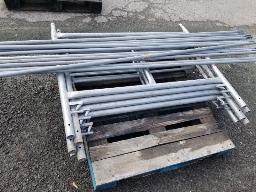 3 Ensembles d'échafaud 4'x8'x3' en acier galvanisé