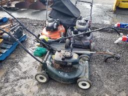 3 Tondeuses à essence, 2 coupes bordures