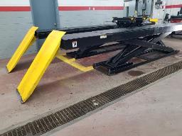 JOHN BEAM ELWA550ATable d'alignement 14000 lbs , mise è jour sept 2024, 2 jacks de 7000 lbs chacun