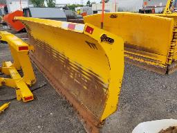 GRYB-Gratte à neige 14', attache Volvo