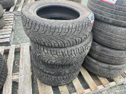 GISLAVED-4 Pneus hiver 195/65R15