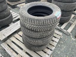 BRIDGESTONE - 4 Pneus hiver 205/65R16