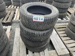 KUMHO-4 Pneus hiver 215/55R16