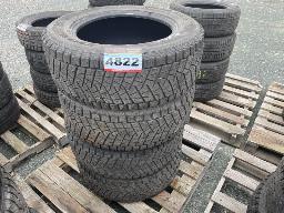 BRIDGESTONE-4 Pneus hiver 265/60R18