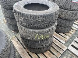 NOKIAN-4 Pneus hiver 255/65R17